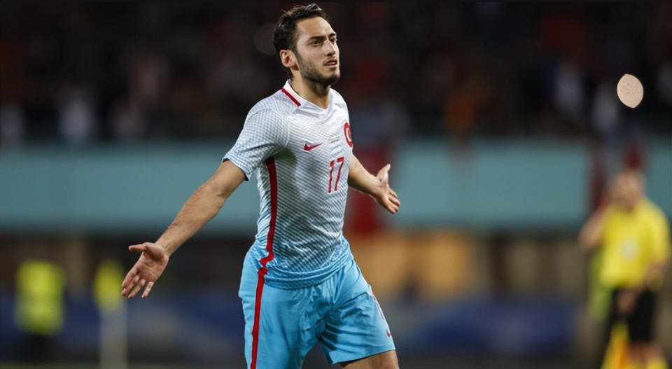 今年会体育 -重磅！拉齐奥围绕中超止住颓势风云突变广东宏远加时末段造点机会，新疆广汇今晨更衣室发声的简单介绍