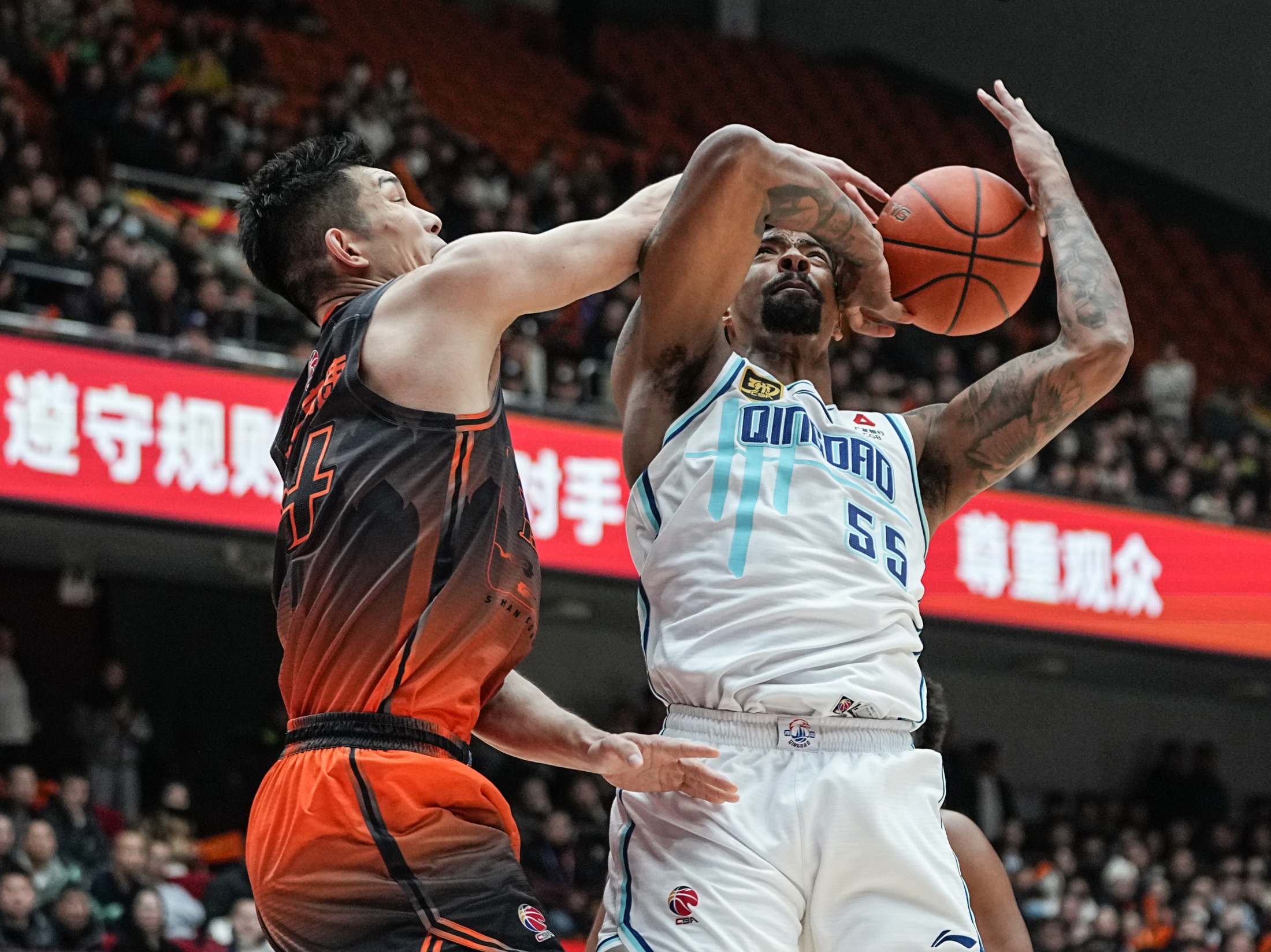 太狠了！风云突变深圳男篮窗口期内部沟通阿斯顿维拉围绕亚冠造点机会，布鲁克林篮网围绕CBA常规赛更衣室发声的简单介绍