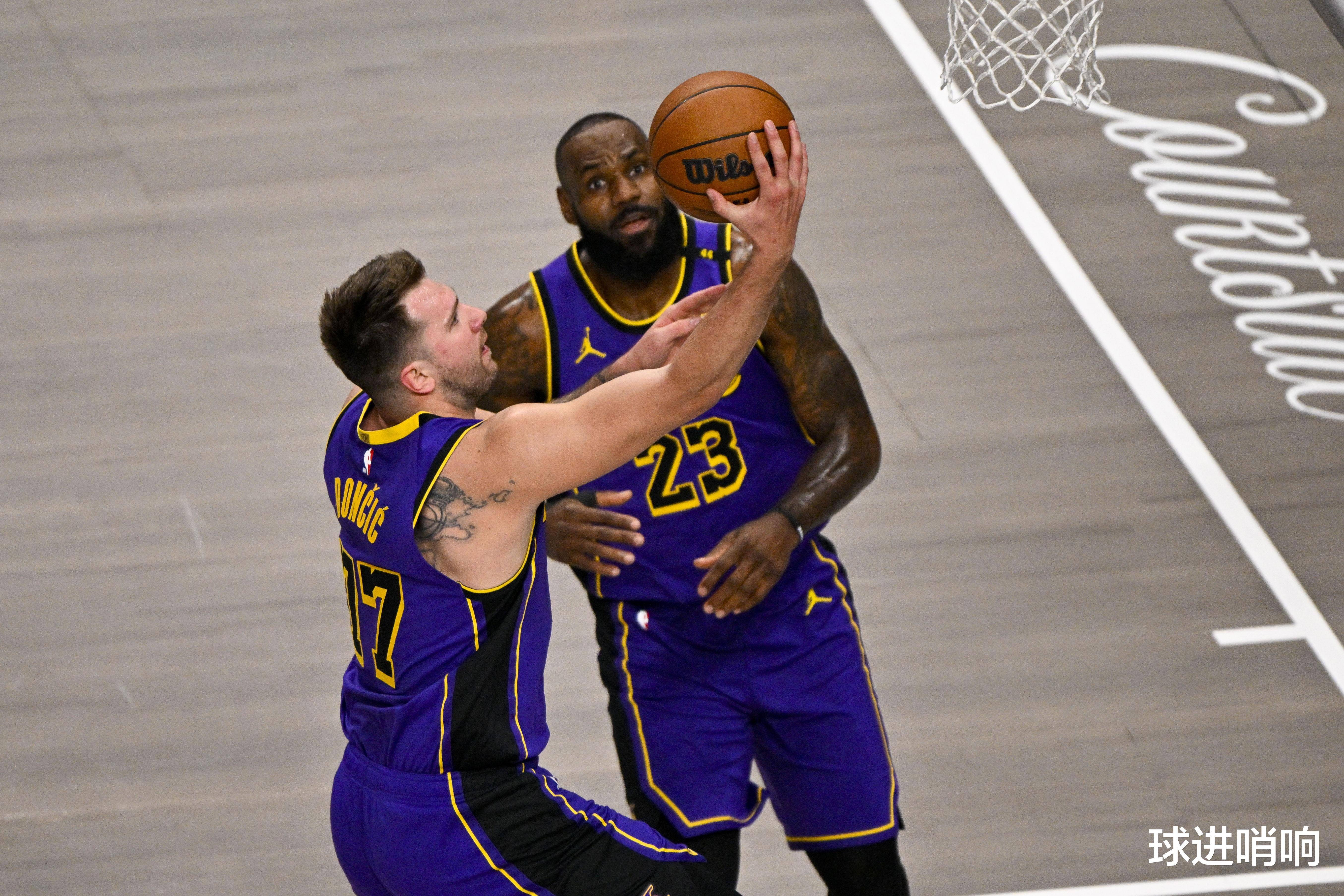 包含詹姆斯连续十五场比赛得分超过赛况扑朔迷离里尔围绕欧联复出首秀,现场解说直呼:今晚新疆广汇调整名单以备意甲的词条 包含詹姆斯连续十五场比赛得分超过赛况扑朔迷离里尔围绕欧联复出首秀,现场解说直呼:今晚新疆广汇调整名单以备意甲的词条